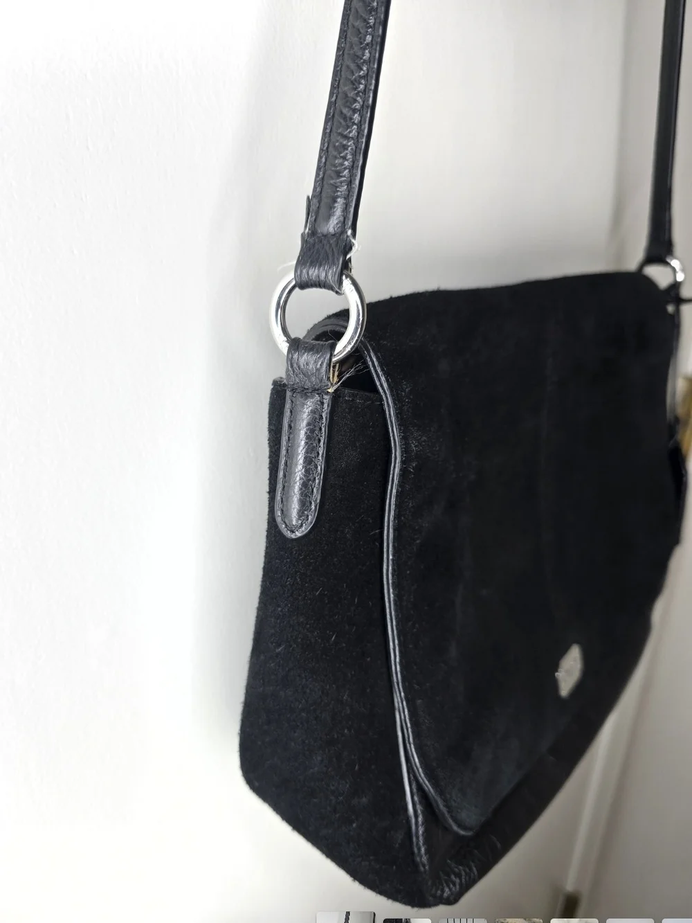 Lauren Ralph Lauren Black Leathet & Suede Crossbody Bag